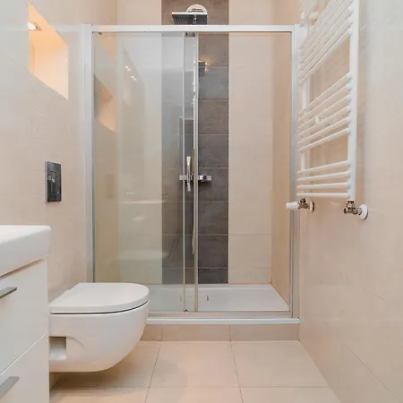 Appartement Totu Sadova Srodmiescie