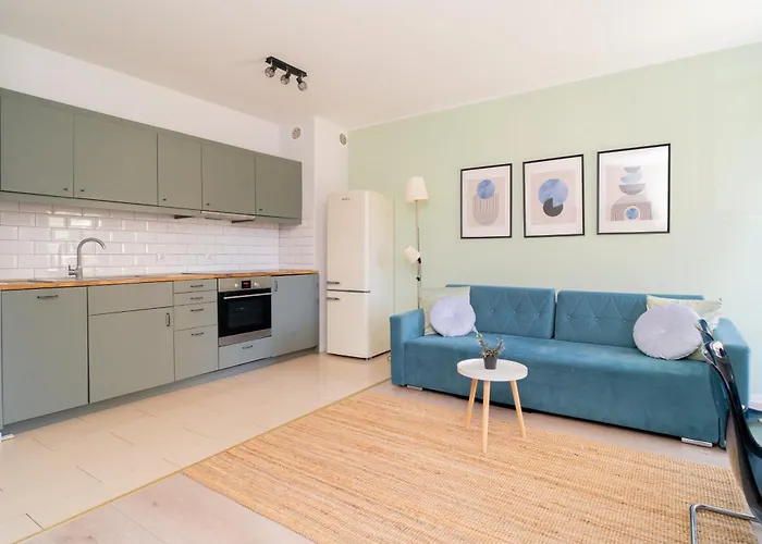 Totu Sadova Srodmiescie 아파트 *